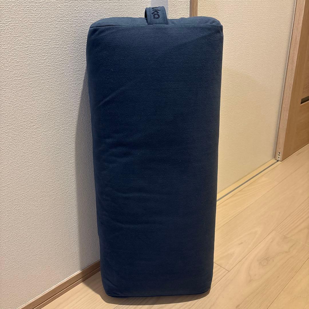 Manduka ヨガクッション ボルスター レキュタンギュラー