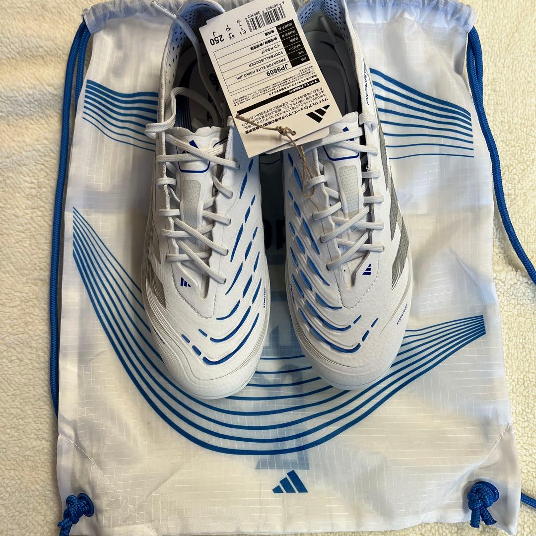 アディダス　プレデター HG 25cm