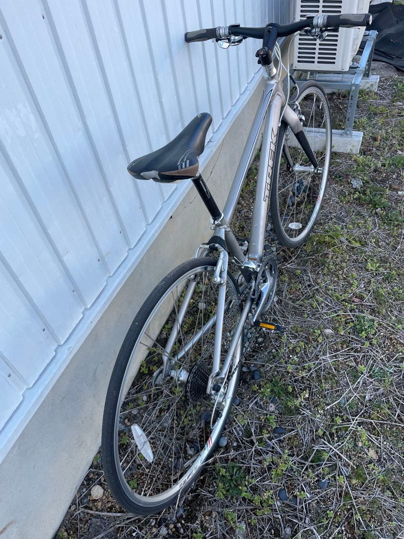 トレック　クロスバイク　7.7fx