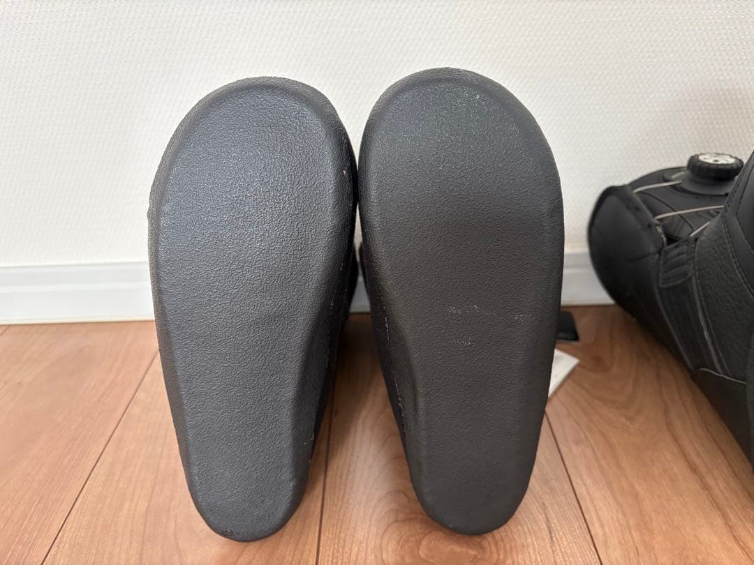 新品未使用品！　IGNIO ブラック スノーボードブーツ BOA 23.5cm