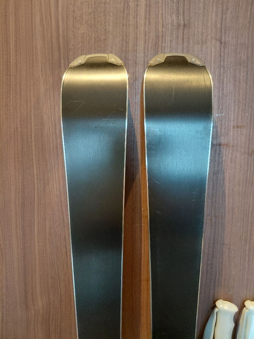 高年式‼️HART/レディース用/スキーセット・メンテ・WAX済み✔超軽量‼️