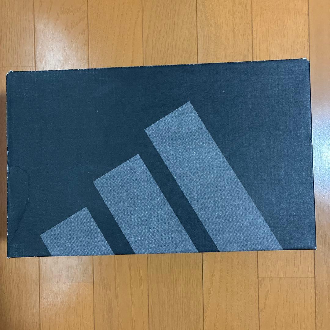 アディダス　スニーカー　ランニングシューズ SUPERNOVA STRIDE