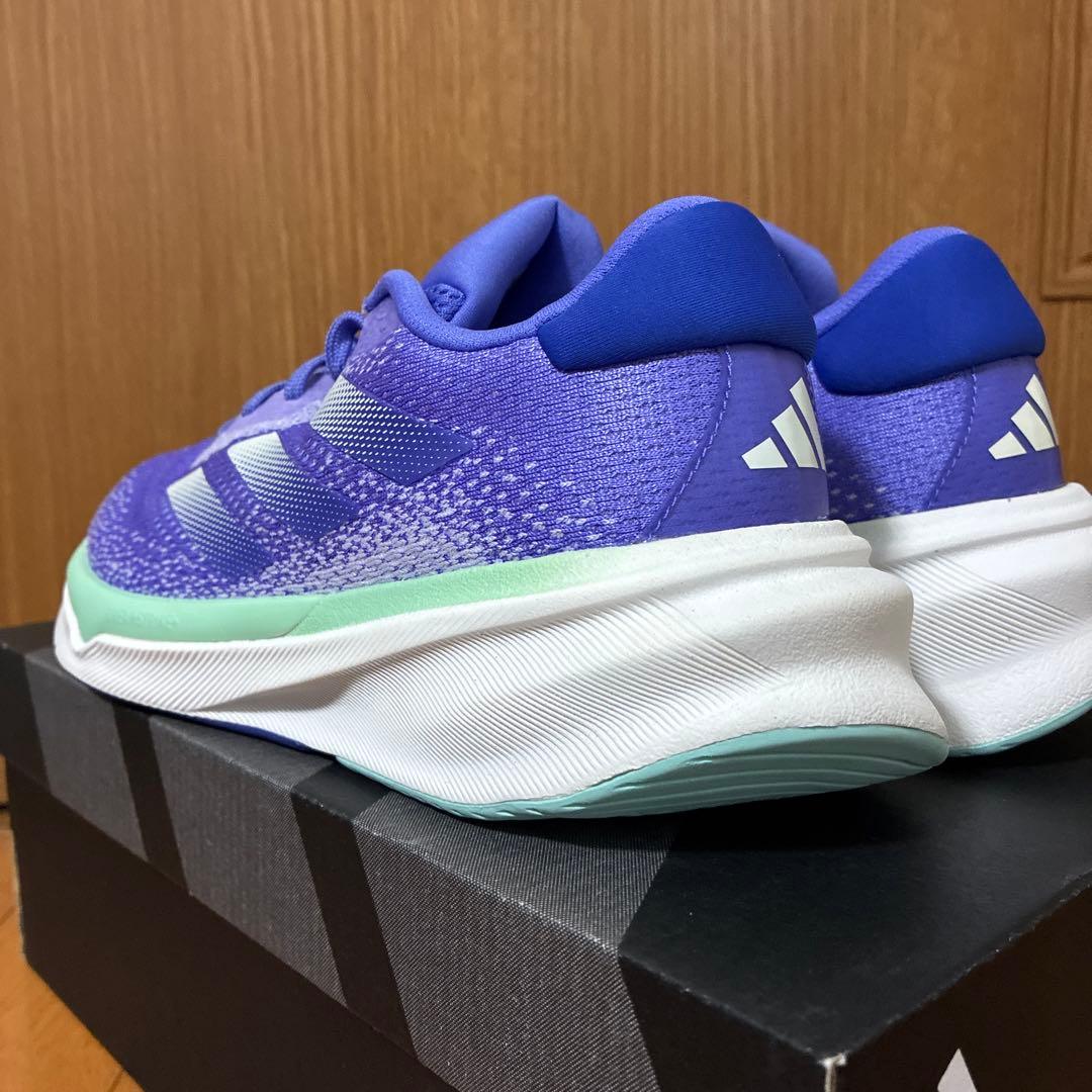 アディダス　スニーカー　ランニングシューズ SUPERNOVA STRIDE