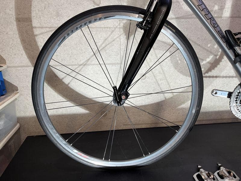 TREK FX7.7 SHIMANO 105 トレック　ポンプ付き
