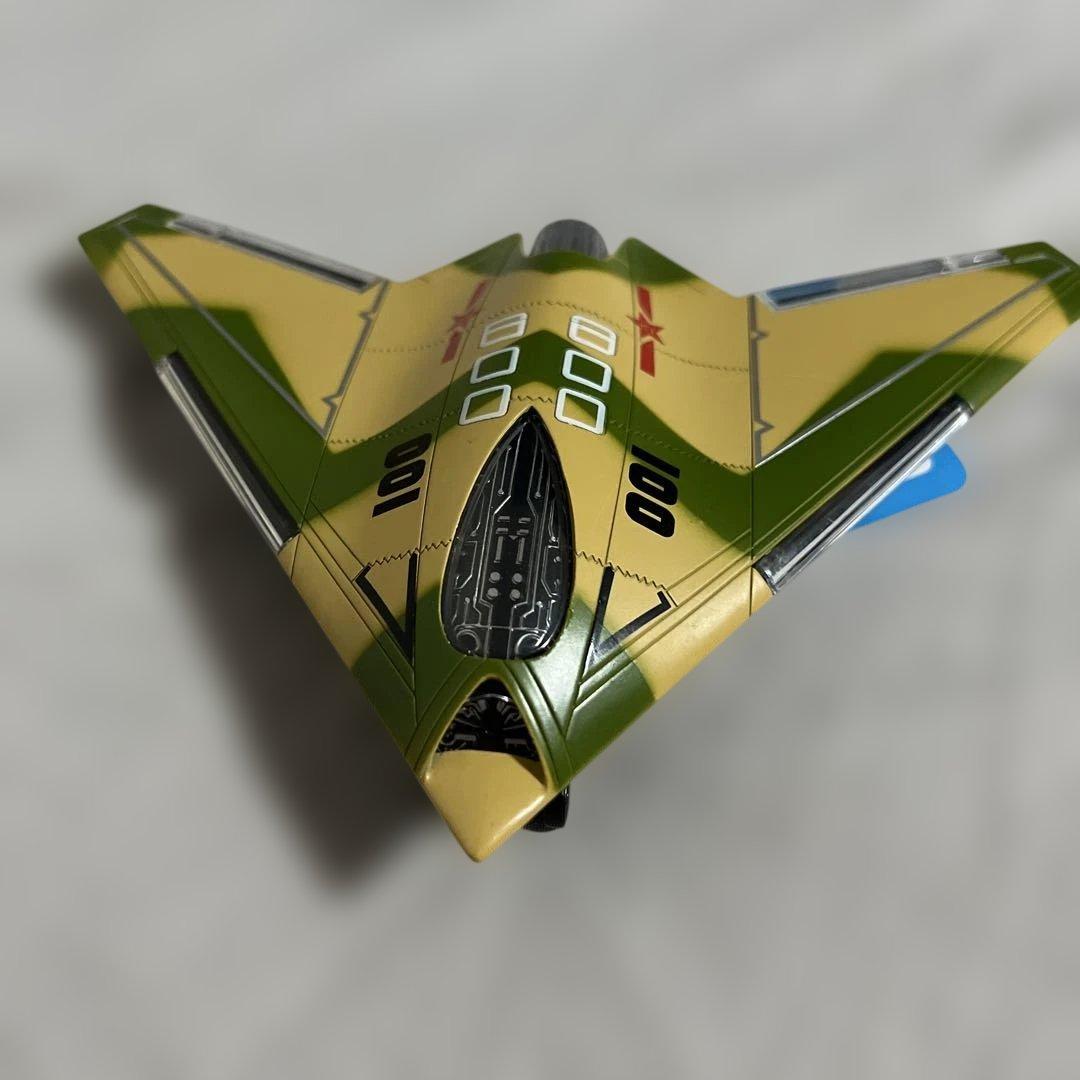 イラン戦争　イラン軍迷彩ステルス機ドローン合金製フィギュア