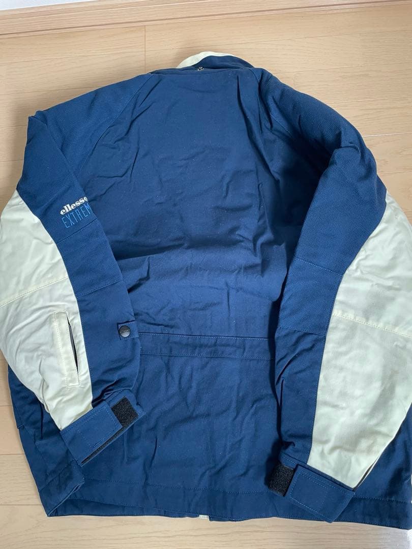 ellesse メンズ　ウィンターウェアー（上着）