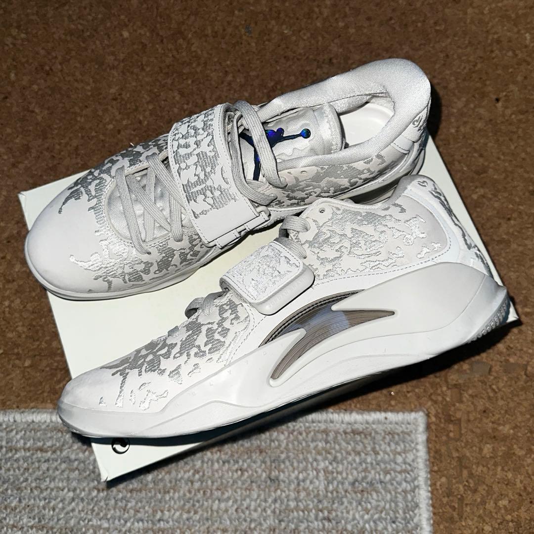 JORDANBRAND ZION LIGHTBONE ジョーダン ザイオン