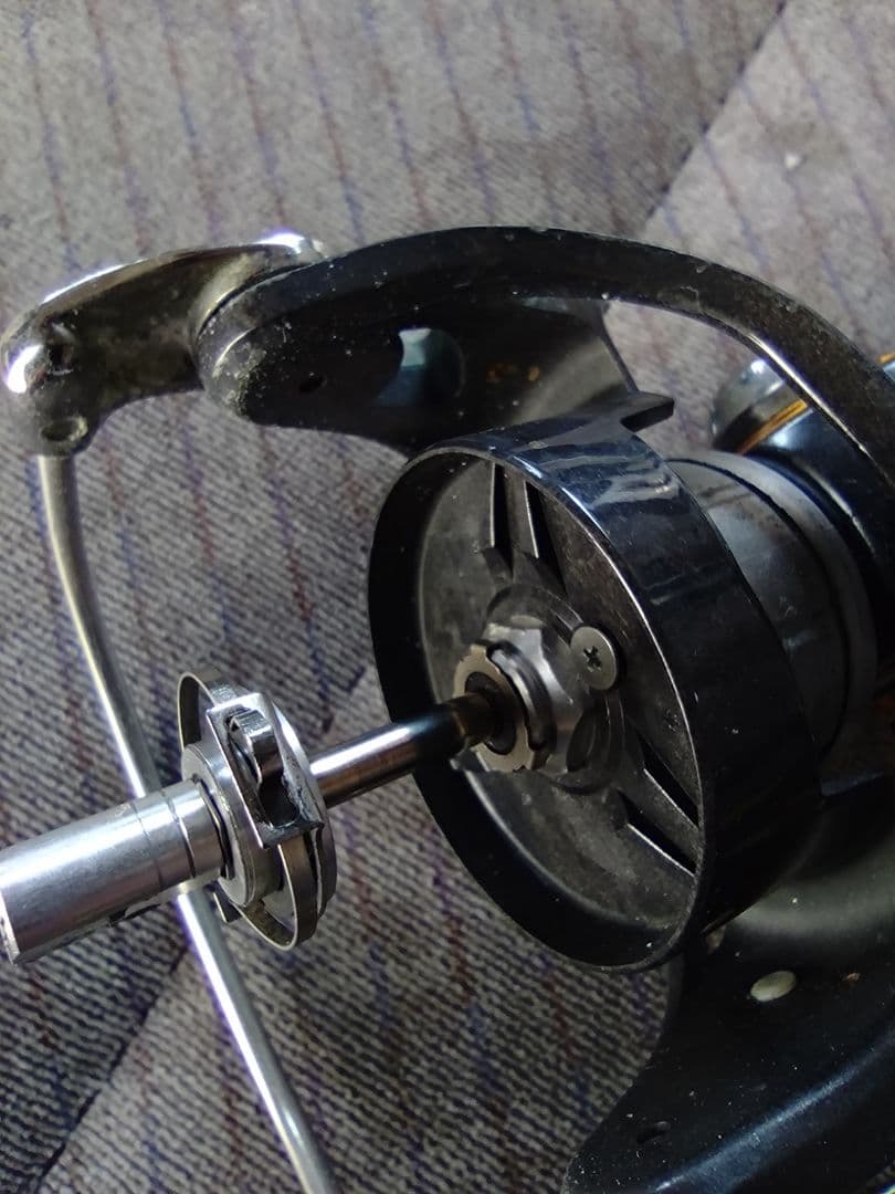 DAIWA スピニングリール ブラック/グリーン