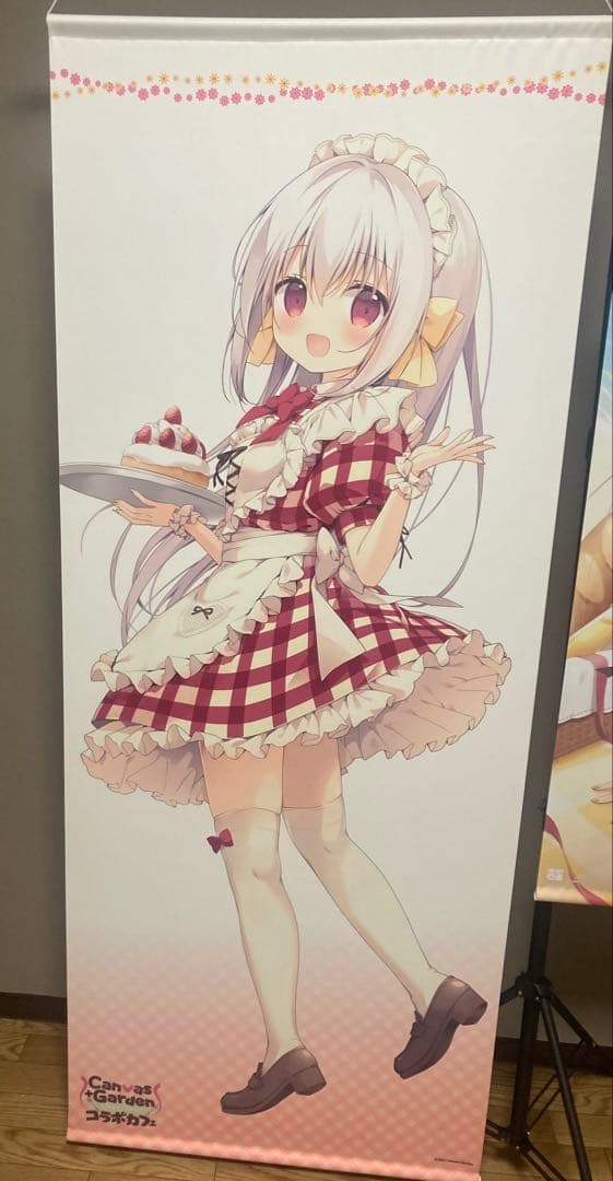 カフェアサン Canvas+Gardenコラボカフェ ころんちゃん 等身大タペ
