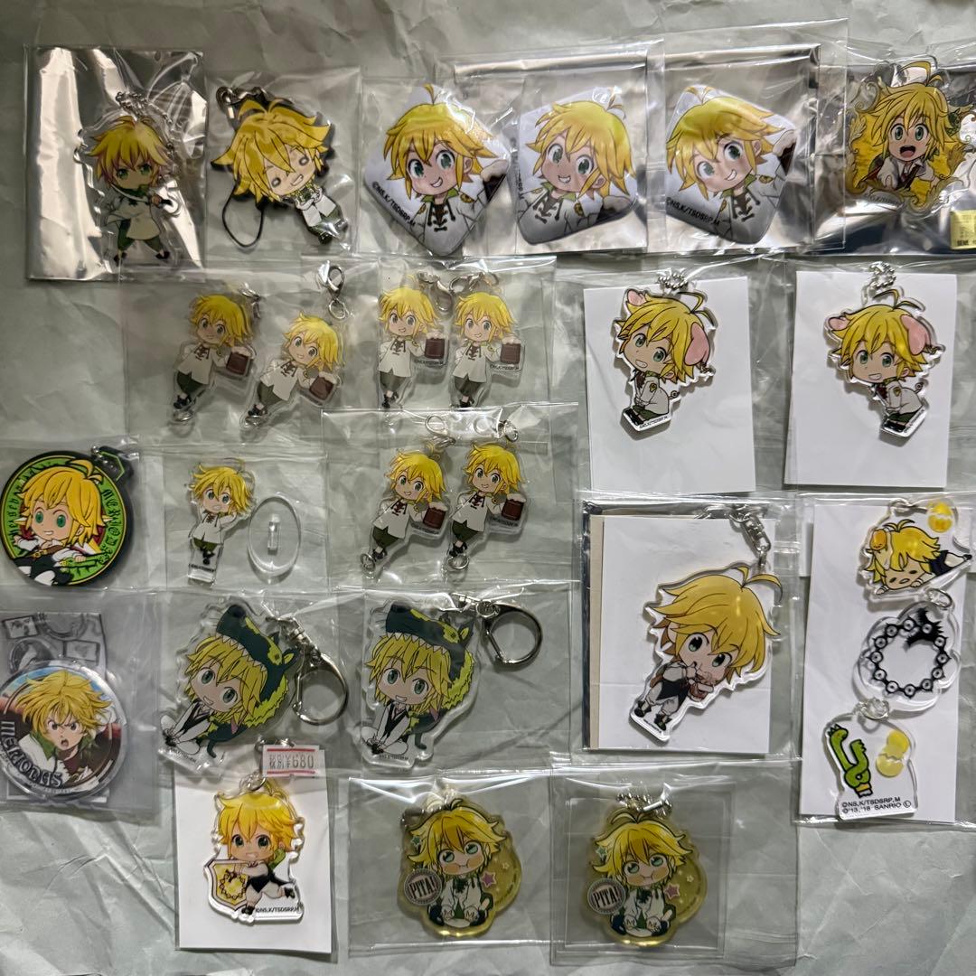 画像2枚目にもグッズ有 七つの大罪 缶バッジ キーホルダー アクスタ メリオダス