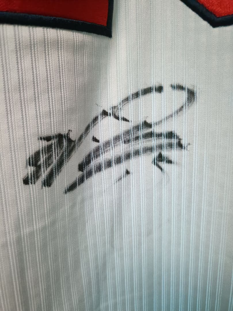 広島東洋カープ ハイクオリティユニフォーム 黒田博樹選手直筆サイン入り