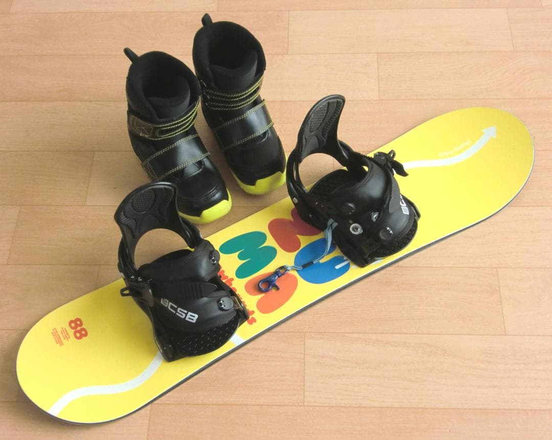 ■■最終特価■送料無料■ZUMA■子供用スノボセット■板88靴17■WAX済■■