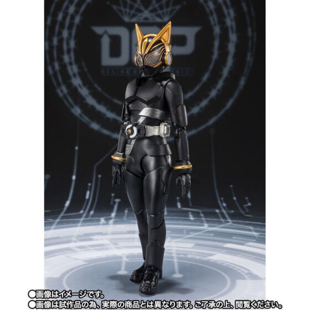 S.H.Figuarts 仮面ライダーナーゴ エントリーレイズフォーム