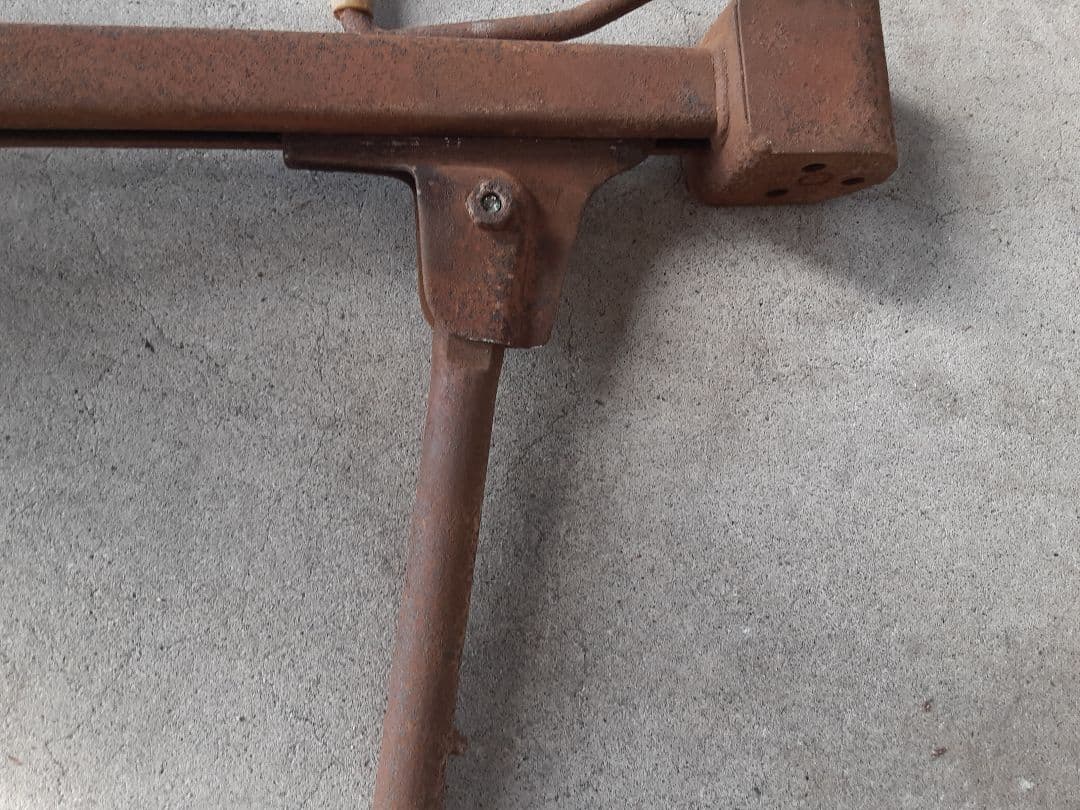 車載ジャッキ　自動車用スタンド ハンドクランク式　レトロ　旧車