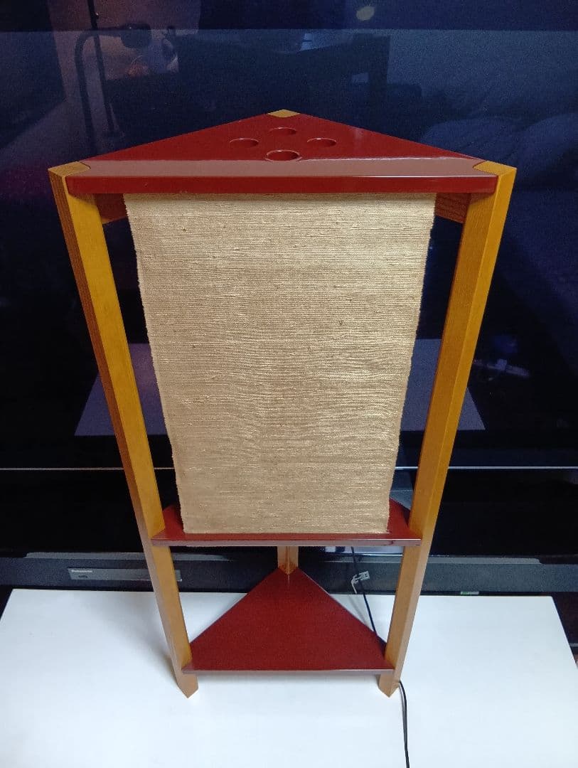 DCS CORP　和モダン　デザイナーズ　朱色　三角　サイドラック　フロアランプ