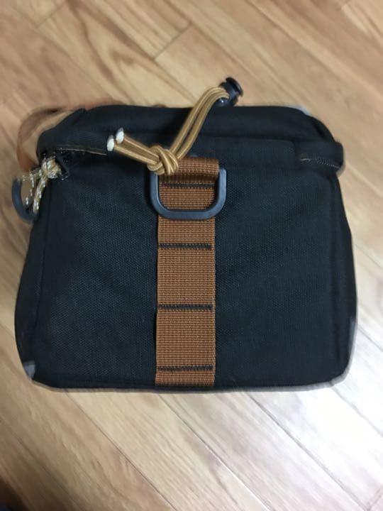 トランクバッグ　自転車用キャリアバック　basil社　MilesTrunkBag