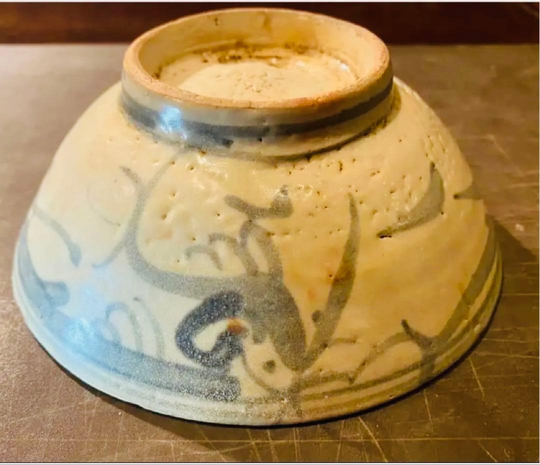 アンティーク・汕頭（スワトウ）染付草花文・小碗・唐木鑑賞スタンド付・２点セット