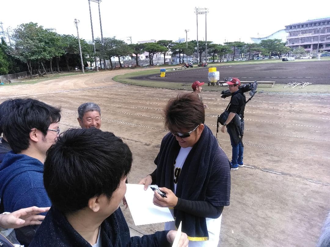 才木浩人選手 他 (阪神タイガース) 直筆サイン入りバッグ