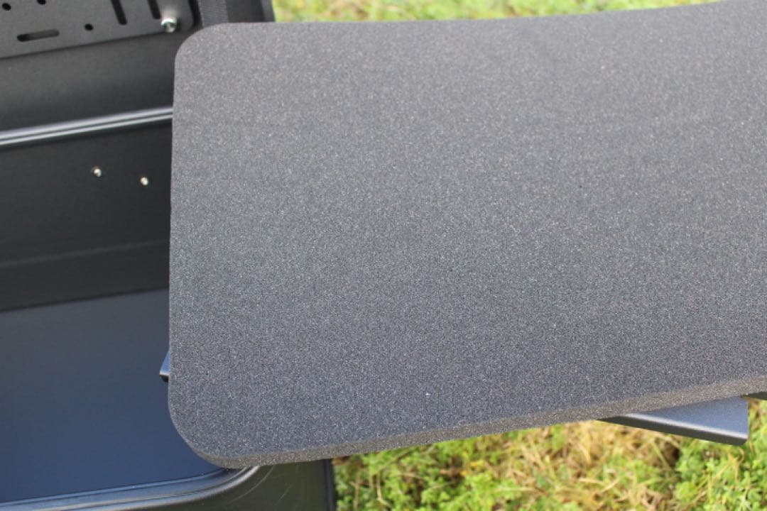 マットブラック スタッキング アルミコンテナボックス 50l コンテナボックス