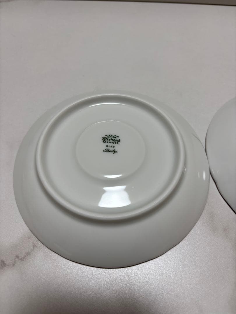 廃盤リチャードジノリ アンティコチェリー ペアティーカップ＆ソーサー　2客