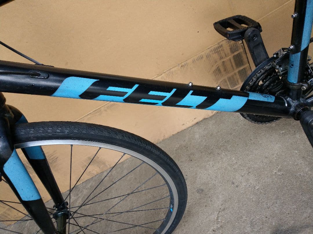 フェルト　FELT　クロスバイクVERZA 　SPEED 50