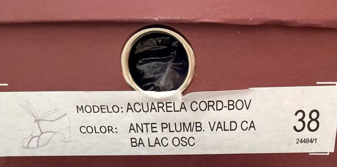 USED / Begona Cervera (ベゴーニャ・セルベラ)サイズ38