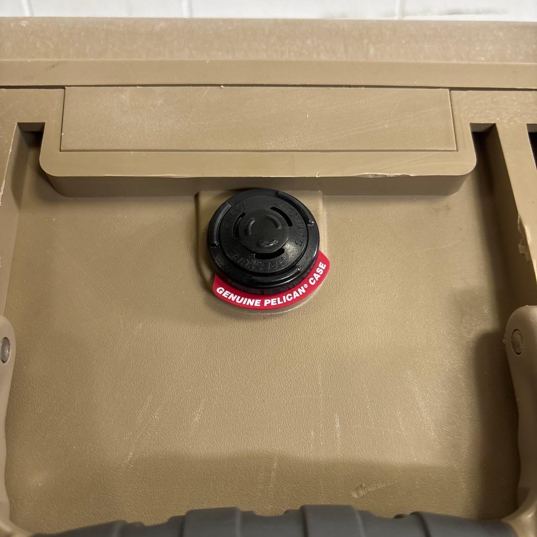 米軍放出品　PELICAN CASE ペリカンケース 送料無料　②
