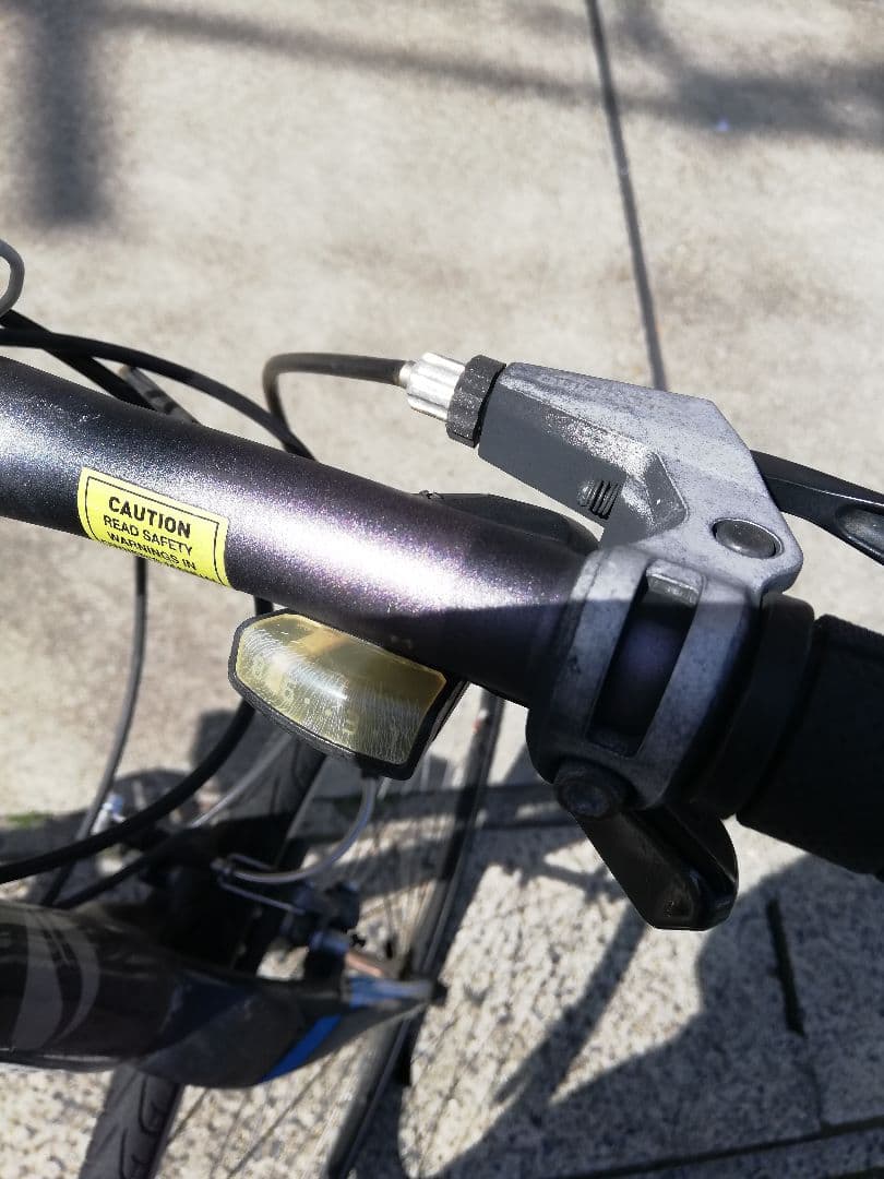 【引取限定】Giant　ロードバイク　空気入付