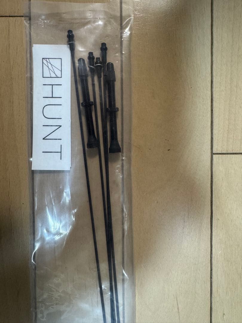 HUNT 35 CARBON AERO DISC 〔アジリスト25c付き〕