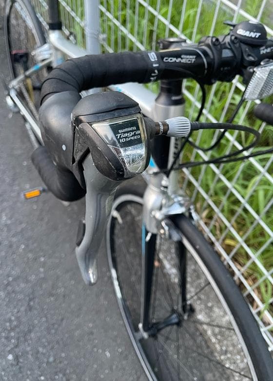 GIANT-DEFY2-ロードバイク-手渡しのみでお願いします