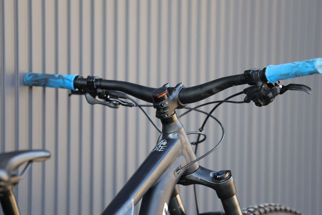 自転車本体 StampJumper S2 SPECIALIZED Alloy 29er