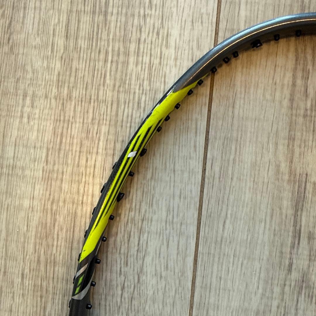 ヨネックス アークセイバー7Pro 4U5 ヒビ有 ラケット