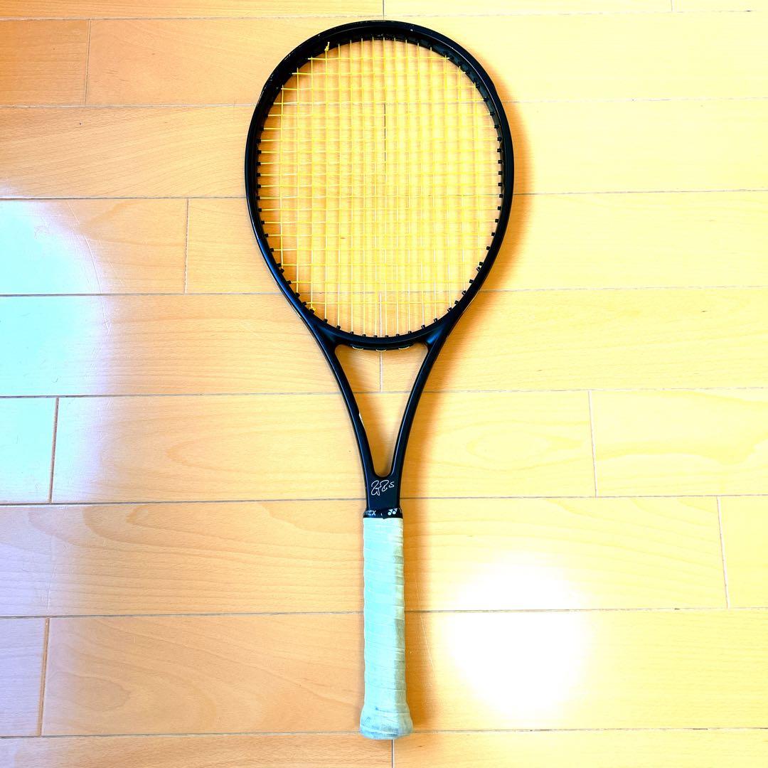 Wilson PRO STAFF RF97 v11 G2 国旗あり　フェデラー