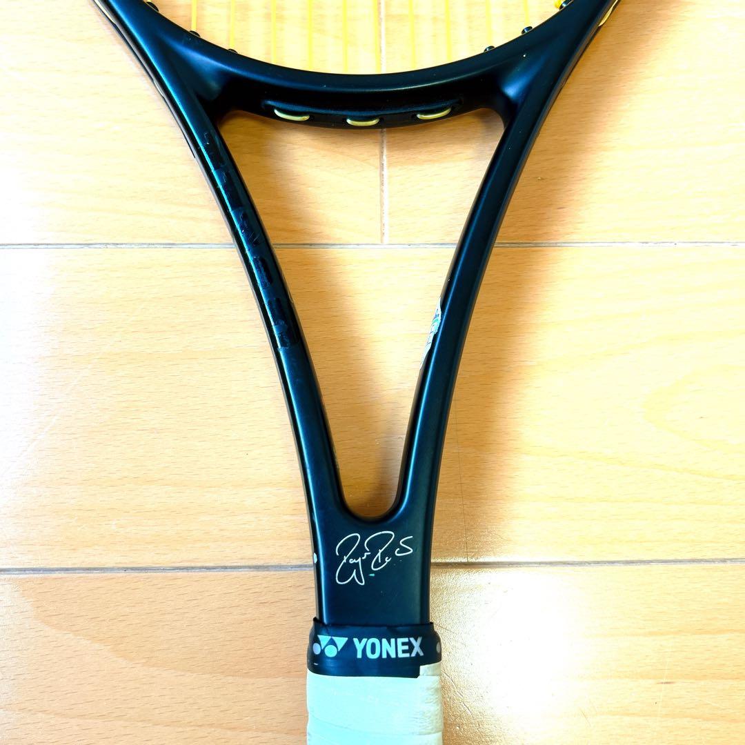 Wilson PRO STAFF RF97 v11 G2 国旗あり　フェデラー