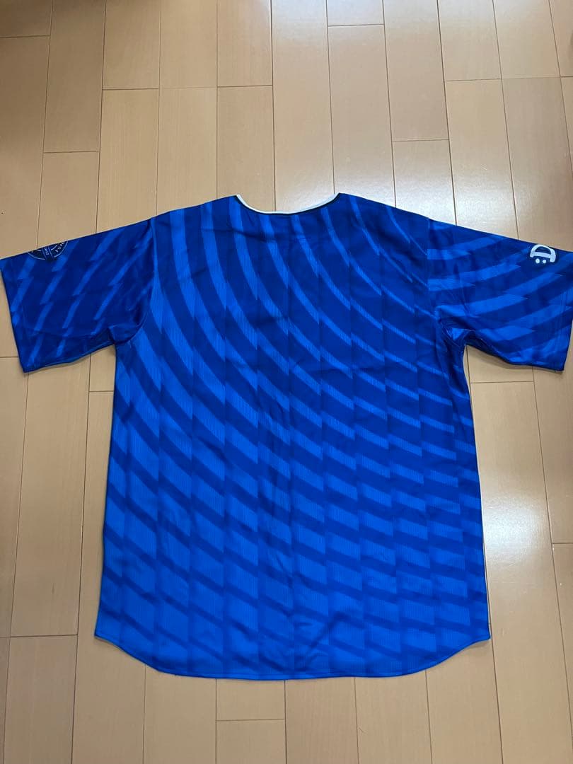 横浜denaベイスターズ　ハイクオリティー　ユニフォーム　背番号無し　無地　L