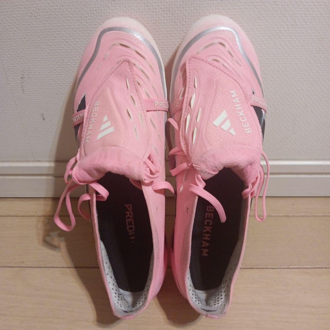 アディダス プレデター ベッカムモデル ピンク２６センチ