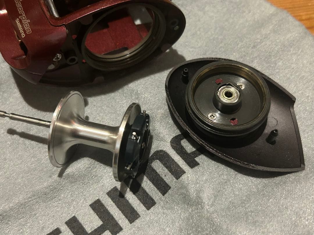 動作良好　シマノ スコーピオン1500 右巻き