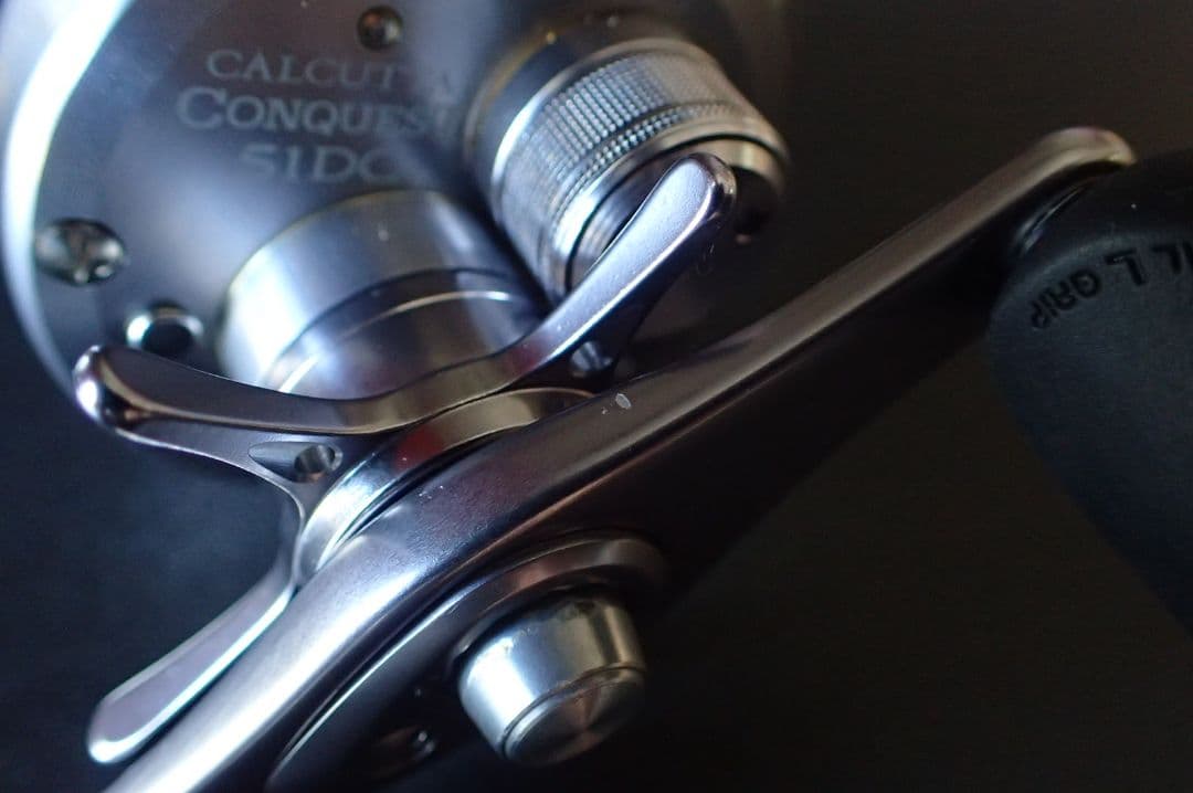 超美品　シマノ カルカッタ コンクエスト 51DC 左