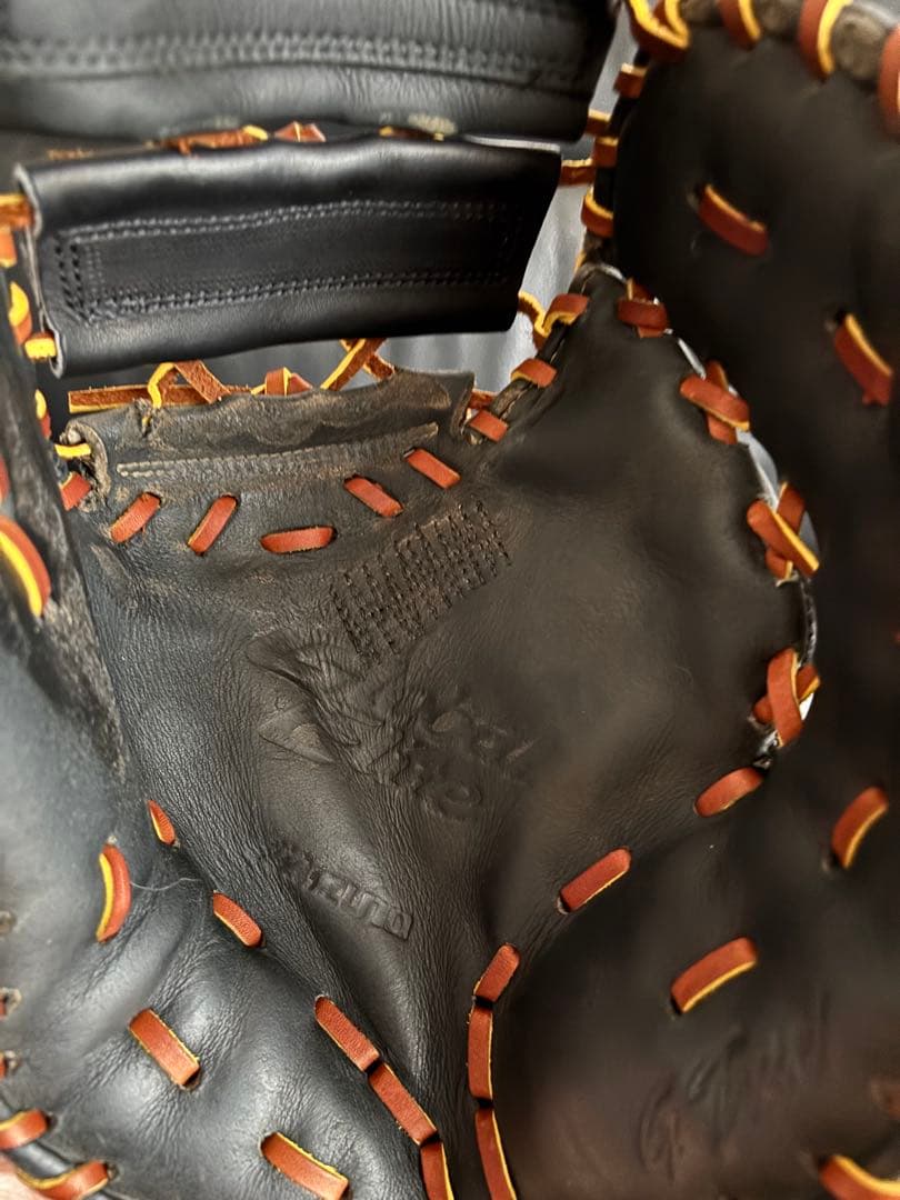 ま*く様 ミズノグローバルエリート硬式用ファーストミット