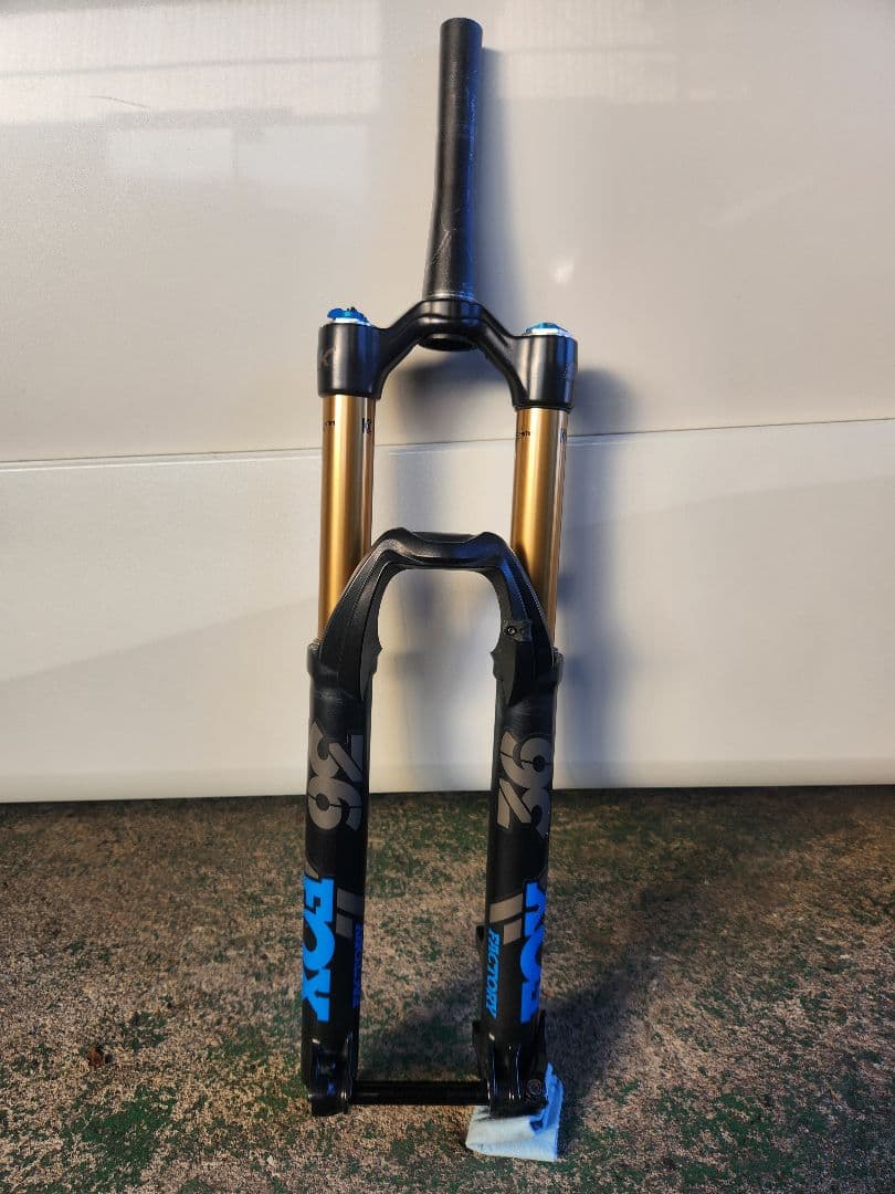 FOX 36 フロントフォーク