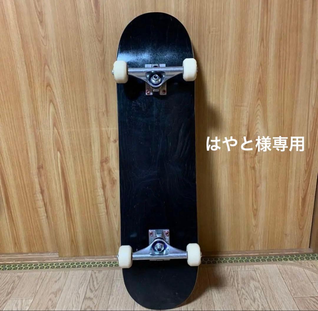 スケートボード ブラックデッキ 52mmホイール