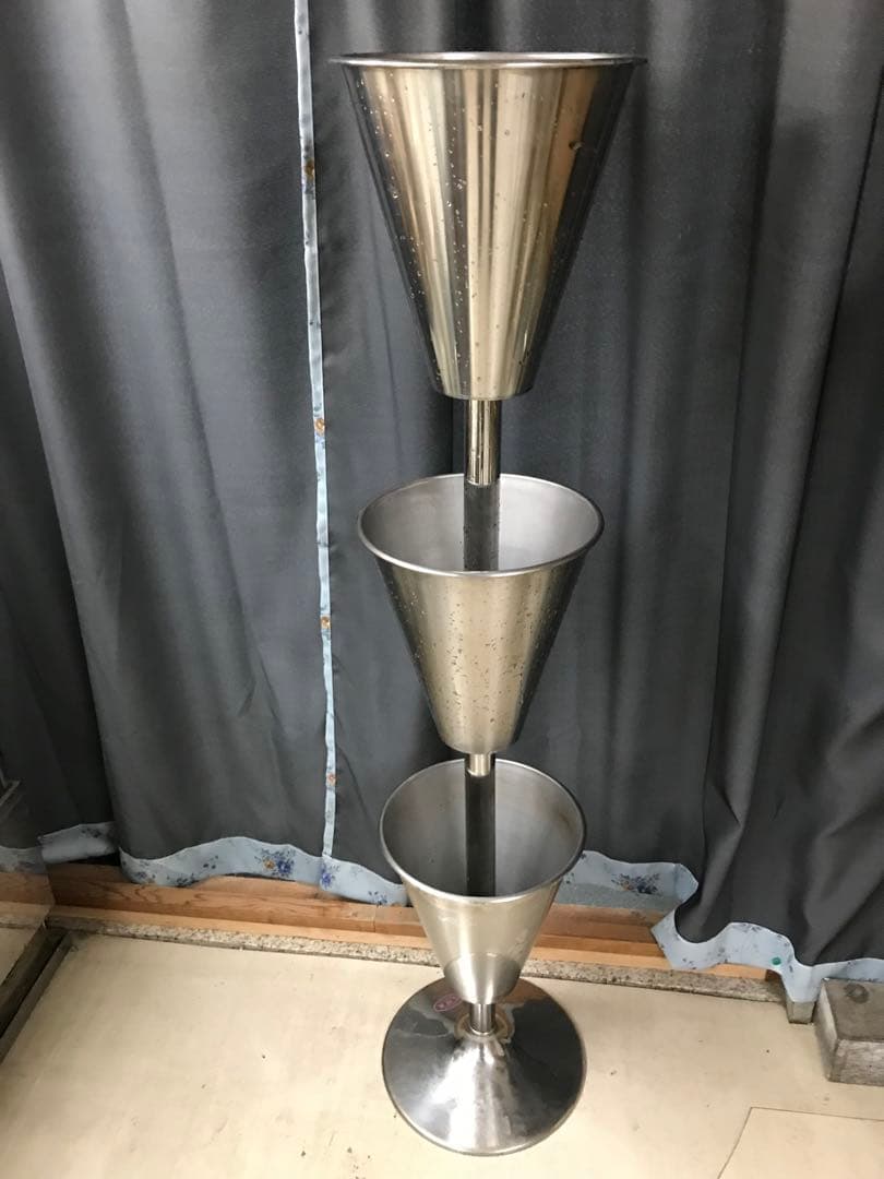 業務用　ステンレススチール 3段フラワースタンド