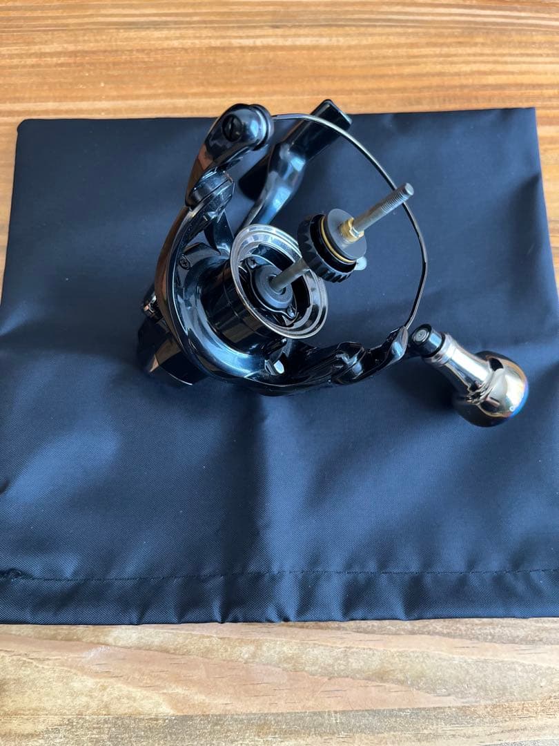 シマノ　19ヴァンキッシュ4000XG リブレカスタムチタンノブ　EF30