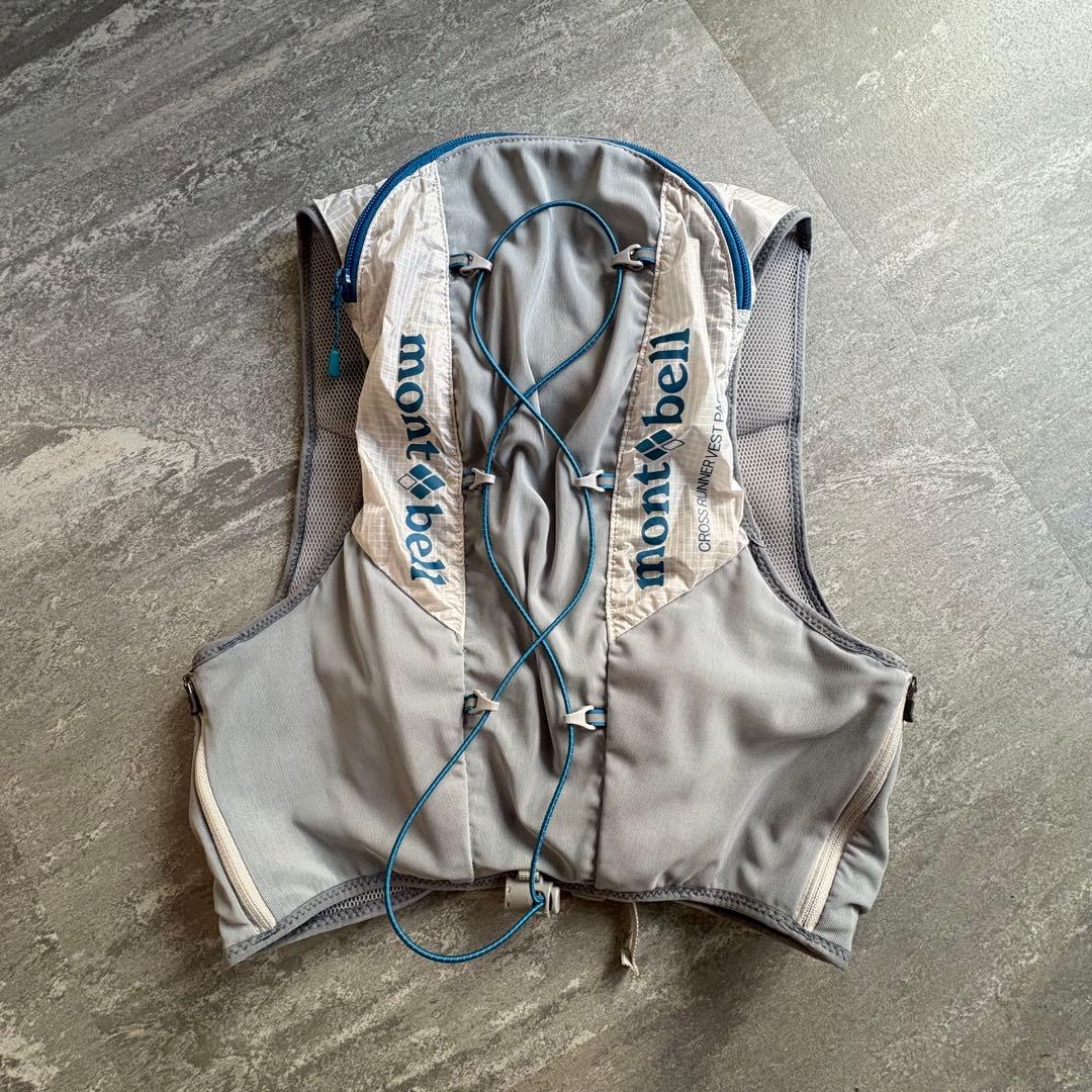 M*様 モンベル クロスランナー ベストパック 3 ライトグレー