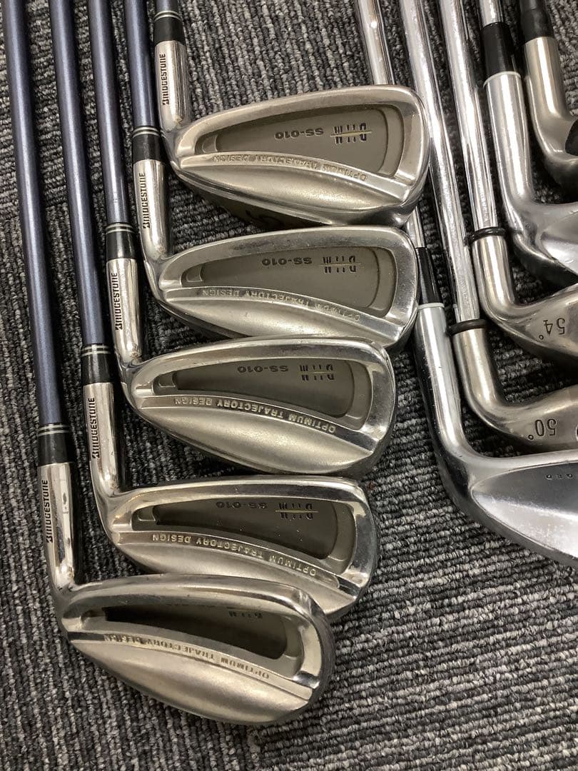 ゴルフクラブ17本セット ゴルフバッグ HI-BRID 黄色