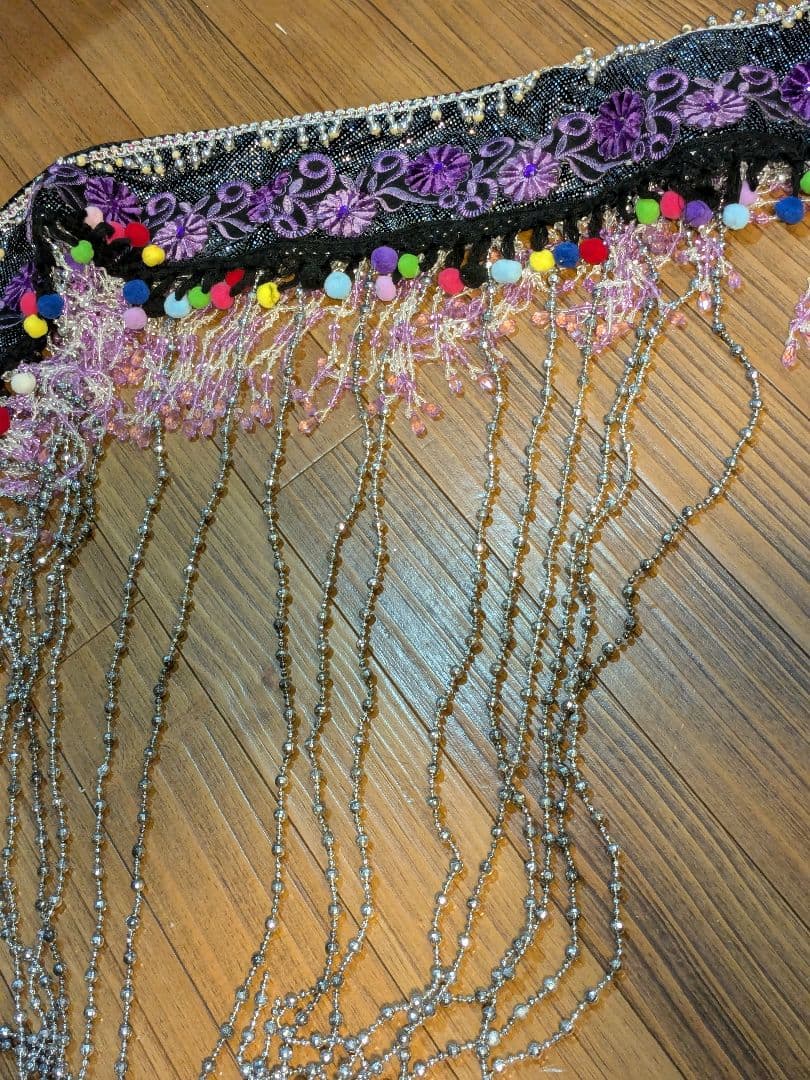 ベリーダンス 衣装　三点セット　黒 花柄　ビーズ