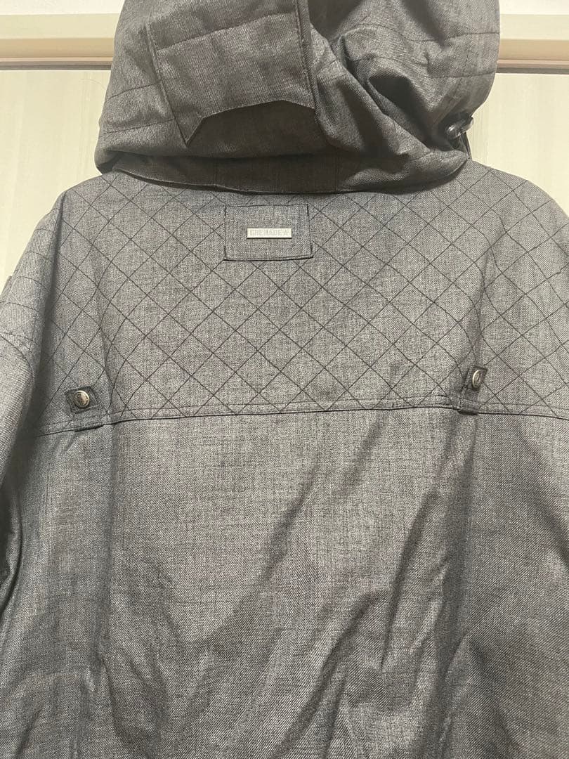 グレネード スノーボード ウェア　ルーカスマグーン　新品未使用