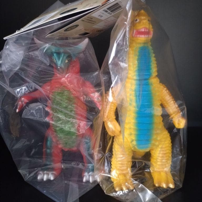 ブルマァク レッドキング ゴモラ 昭和レトロカラー ウルトラマン ソフビ 怪獣