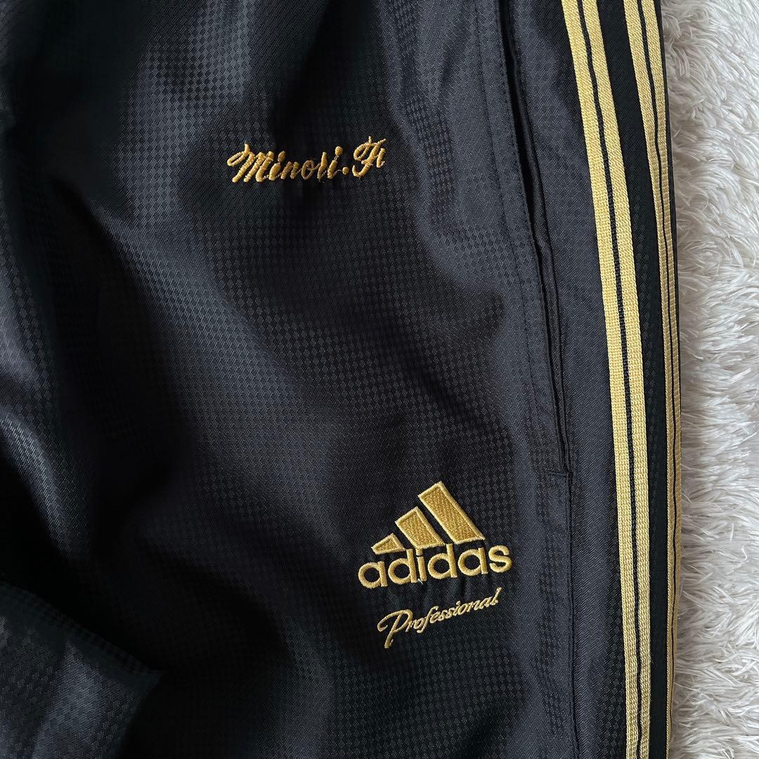 【美品】アディダス ナイロン 上下セットアップ ウィンドブレーカー ロゴ刺繍 黒