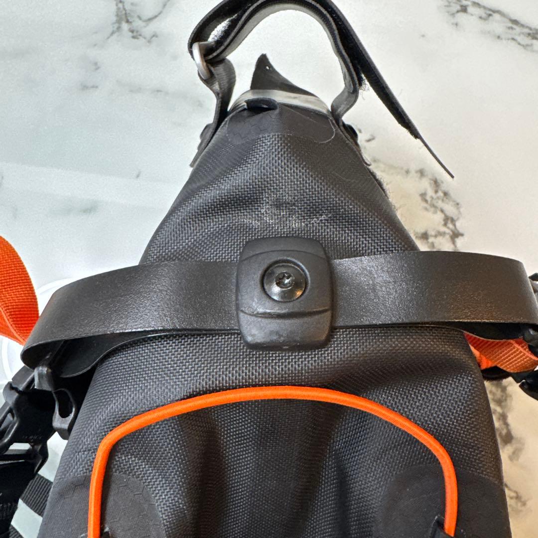 オルトリーブ ORTLIEB SEAT-PACK 11L F9912